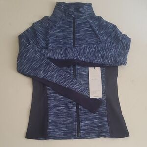 ALO Yoga Elite Jacket .
Brand ALO retail sum 17.
Style . W4236R .